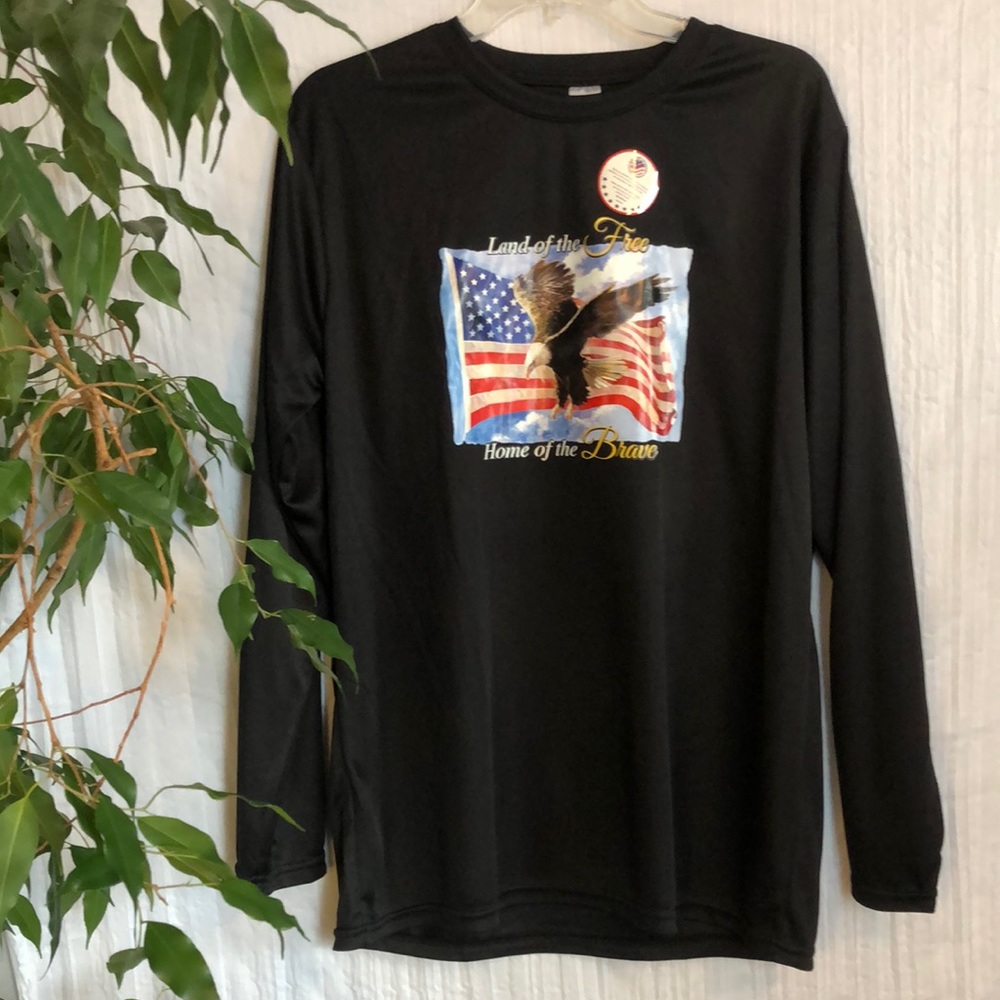 Mens black SZ L lt weight patriotic themed eagle USA flag long sleeve shirt NWOT